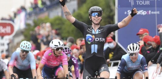 Lorena Wiebes vítězí ve 4. etapě The Women's Tour 2021